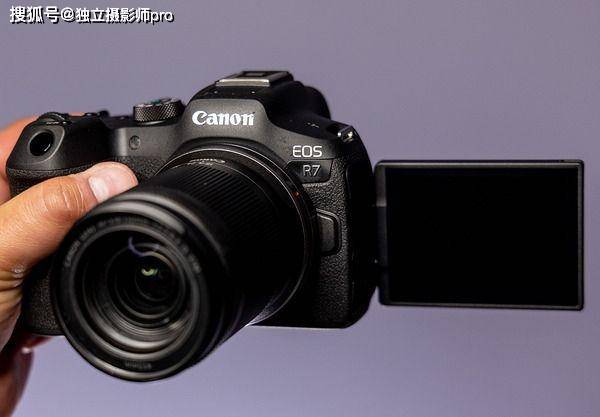 佳能正式发布EOS R7和EOS R10无反相机和两枚RFS镜头
