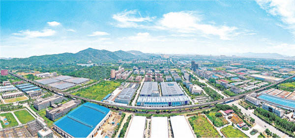 武汉“光芯屏端网”万亿产业集群“链上”城市圈
