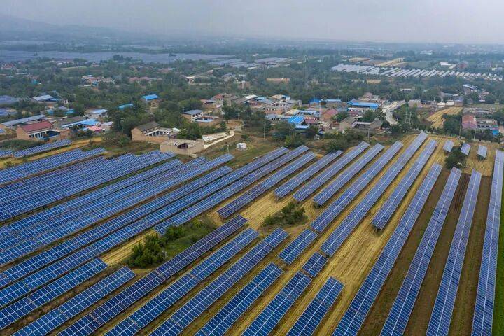 思想之光照亮奋进之路