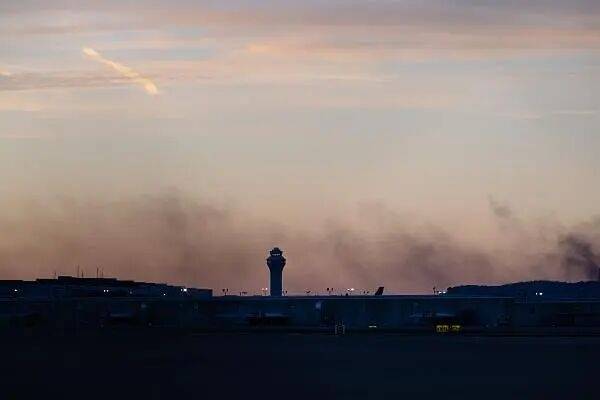 美国货机坠毁事故死亡人数升至11人,其中包括1名儿童,两个“黑匣子”已成功回收