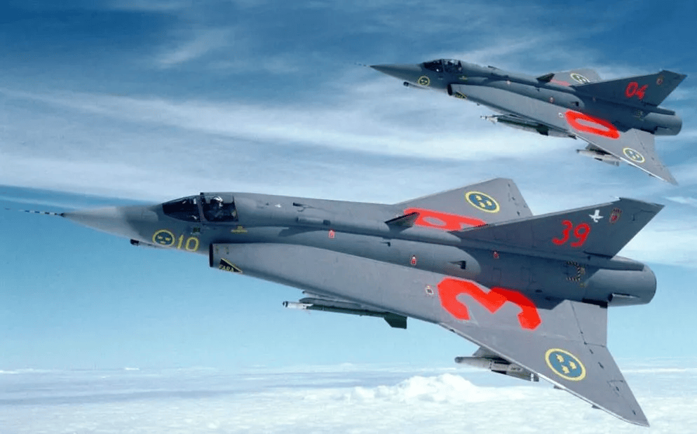 仅一千万人的北欧小国，二战坚持中立，至今让对手不敢入侵