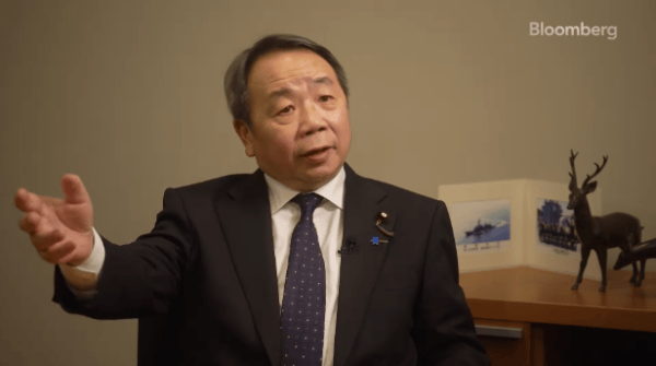 汉奸石平竟跳出来这样拱火：高市早苗别妥协，等中国先来缓和