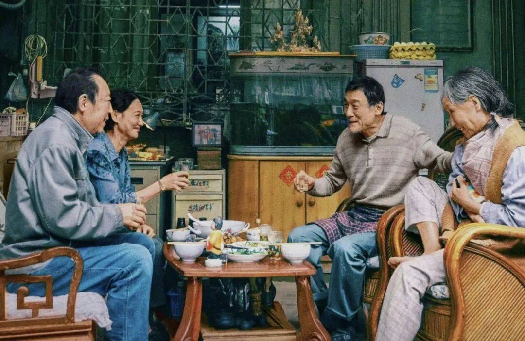 第一批丁克老后,“伴侣能陪一程,但最后都要靠自己”